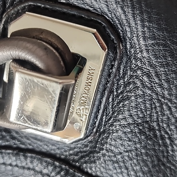 B. Makowsky black leather purse leopard lining - Picture 4 of 12